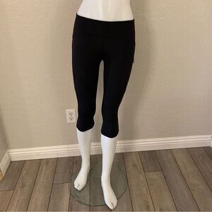 Lululemon Women’s Black Cropped Mesh Panel Leggings Size 6